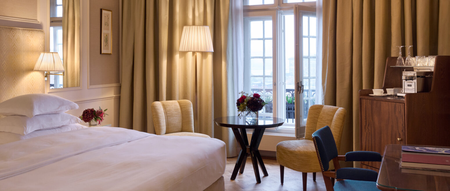 Deluxe Sea View Room